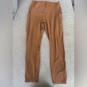 Lululemon Leggings with pockets 25 inch Sz 10